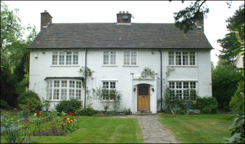 08 Bishops Avenue